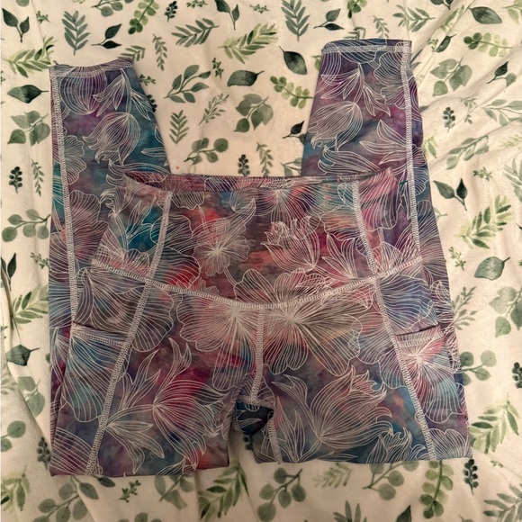 Evolution and Creation Pants - Evolution and Creation Women’s Capri Leggings